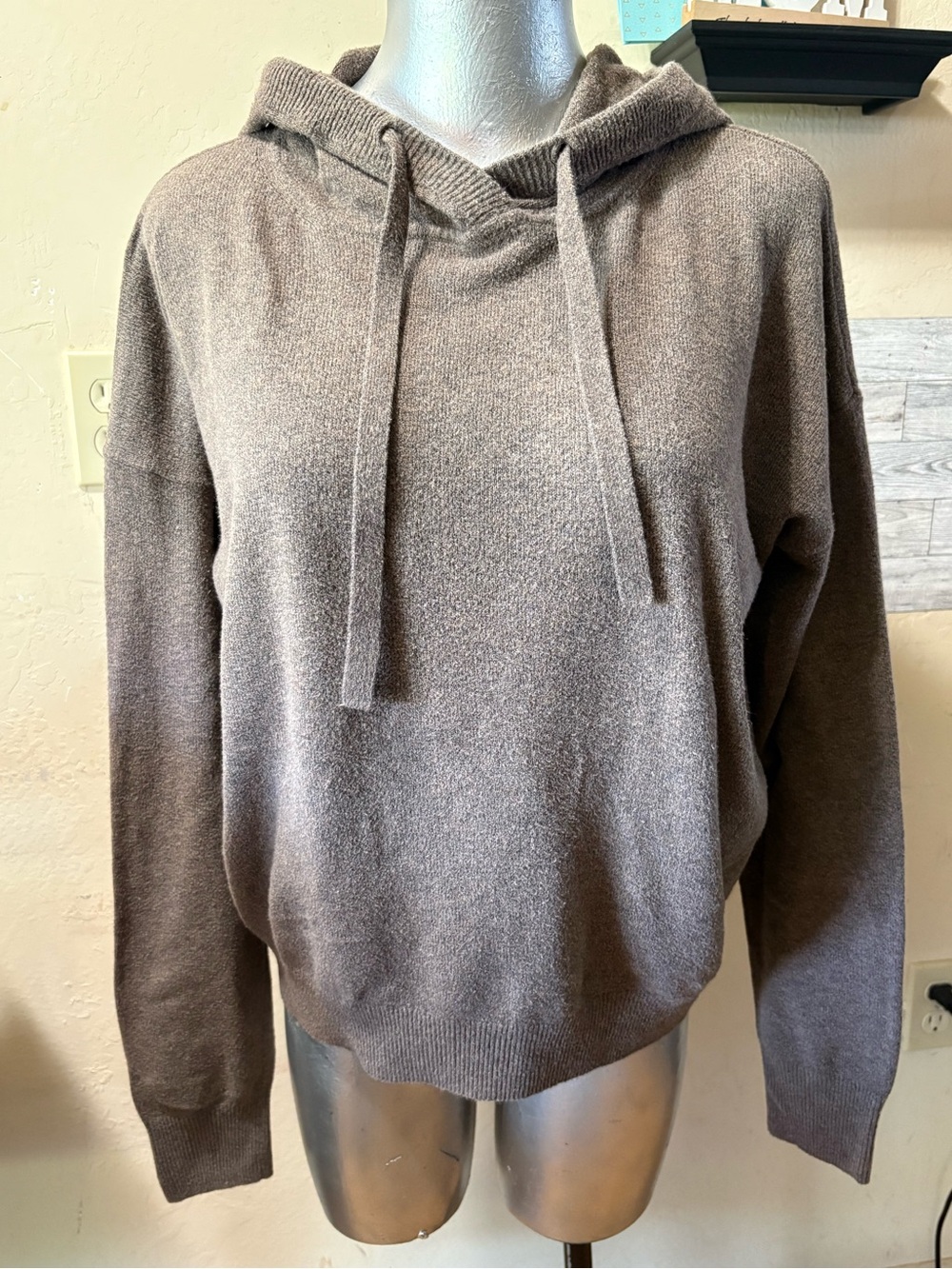 GAP Men's Crewneck Hoodie Sweater - Taupe Brown